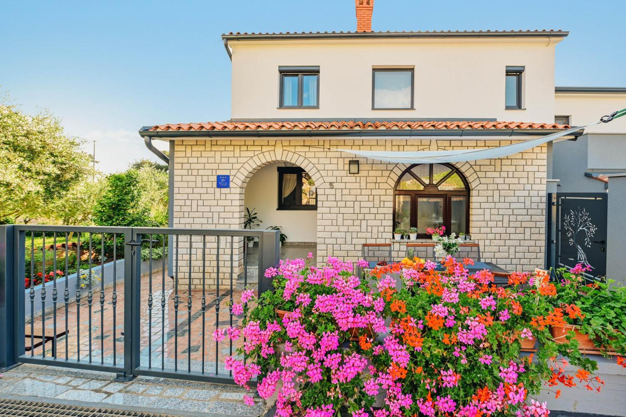 Villa Luna Poreč Buitenkant foto